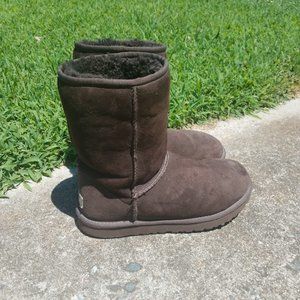 UGG Chocolate Classic Short Boots
